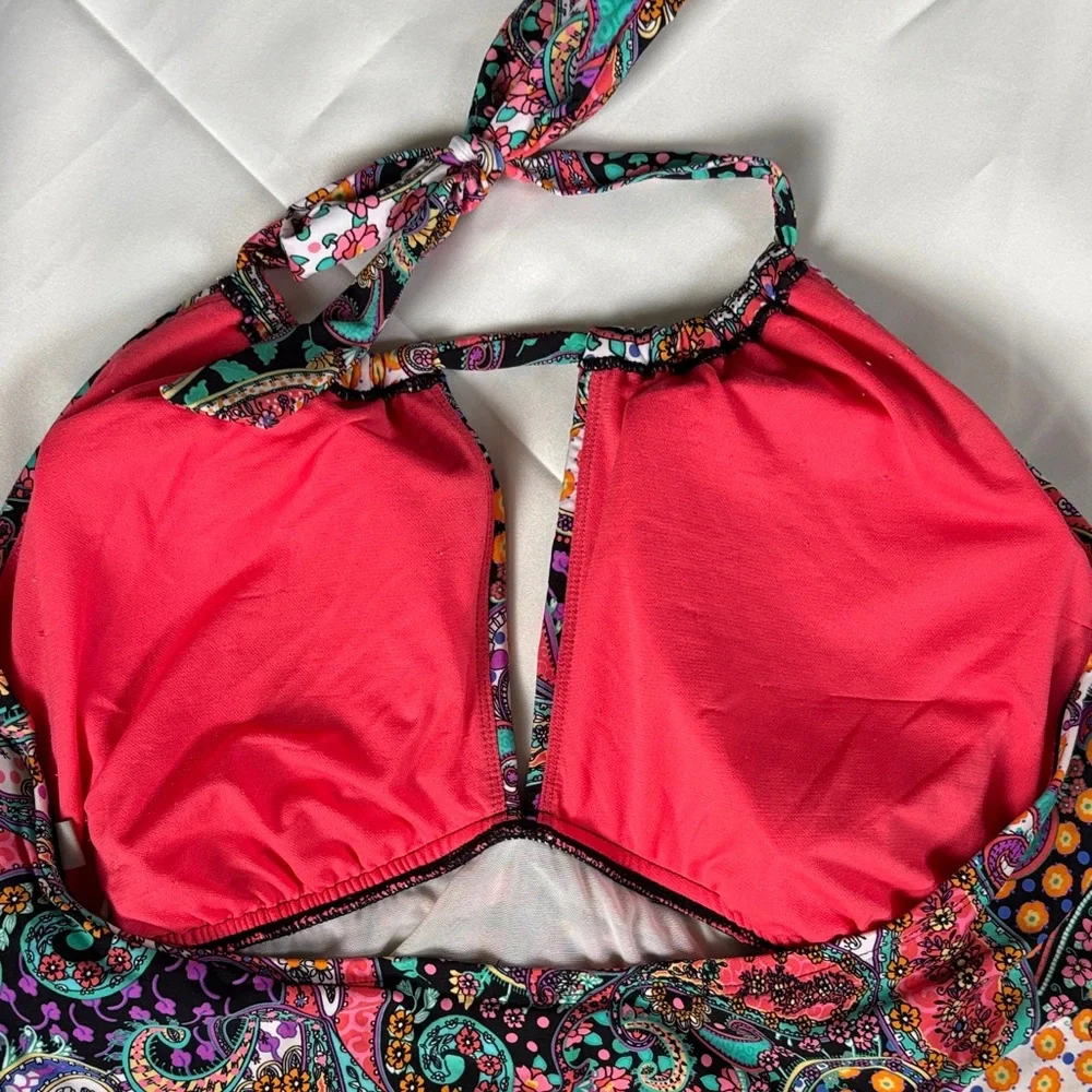 Kenneth Cole Reaction 2X Colorful Paisley Geometric One Piece Swimsuit - Picture 5 of 8